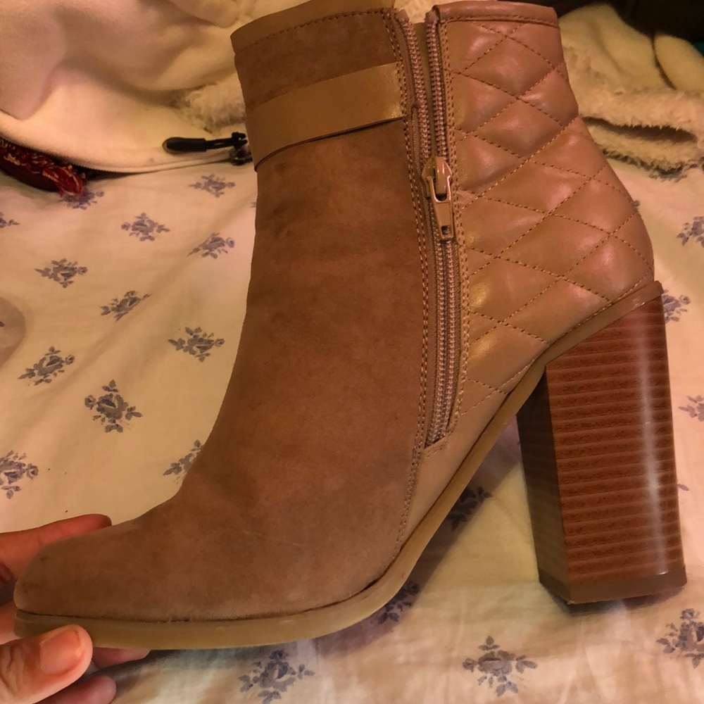 Heeled Boottie